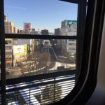 車内から盛岡駅前